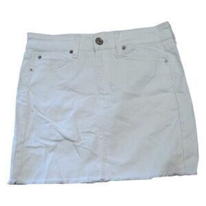 American Eagle Outfitters White Denim Mini Skirt Super Stretch Size 4 Raw Hem